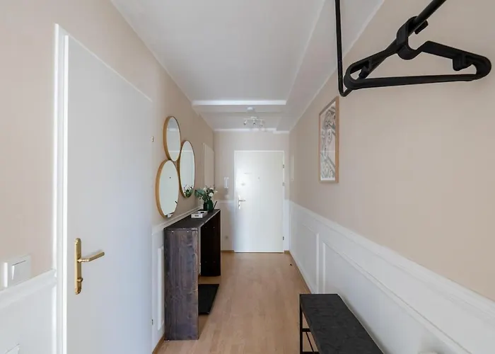 Dachgeschoss Im Altbaustil Vienna